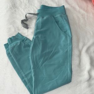Figs Women’s Zamora Jogger Scrub Pants - Seaglass
